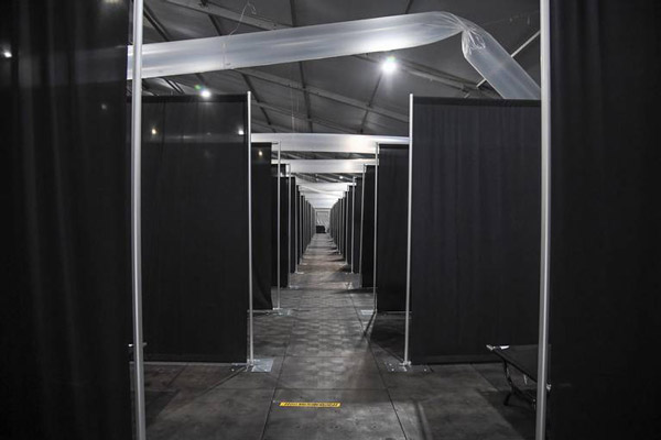  250-bed facility built in a tent at Tamiami Park